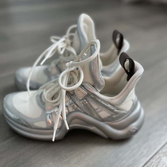 LOUIS VUITTON Metallic Archlight Chunky Sneakers, size 36 - Picture 5 of 11